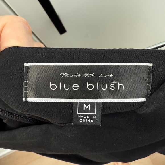 Blue Blush Women’s Black Ruffle Mini Skirt Ruched Draped Hem Detail Chic Size M - Picture 6 of 6